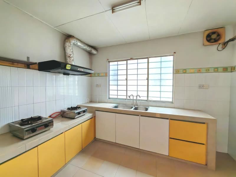 2-storey Terraced House for Sale in Puchong (Selangor) - Eric Foo - Kitchen - PropertyGuru.com.my
