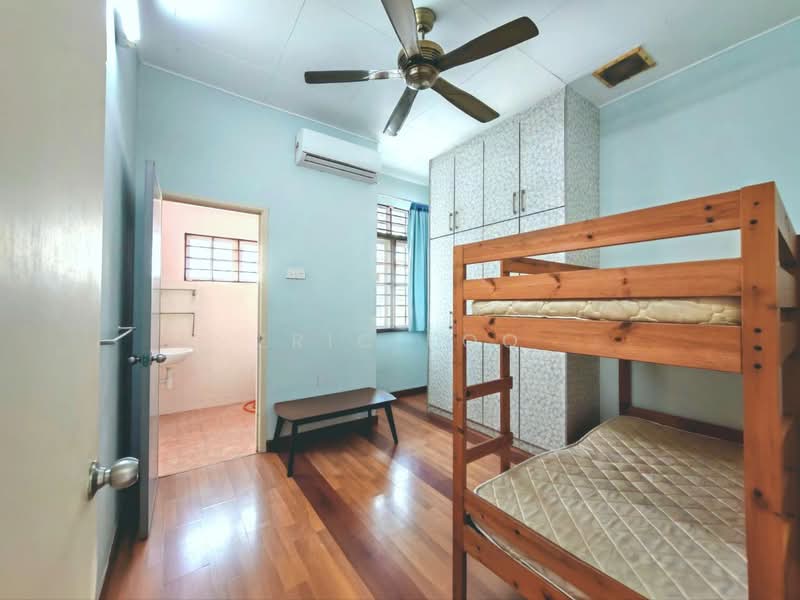 2-storey Terraced House for Sale in Puchong (Selangor) - Eric Foo - Bedroom - PropertyGuru.com.my