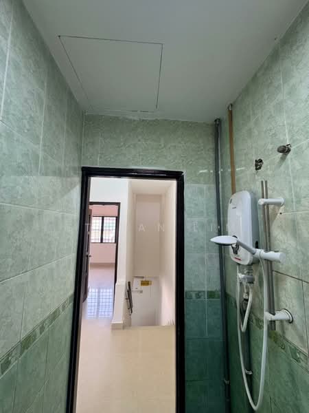 2-storey Terraced House for Sale in Sri Petaling (Kuala Lumpur) - Lim Ee Thian - Corridor - PropertyGuru.com.my