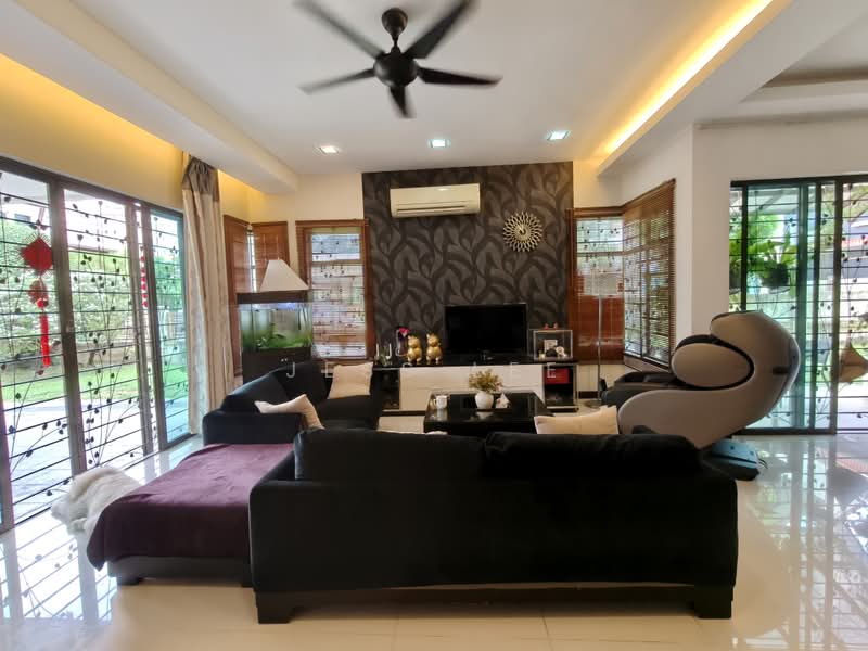 Rumah Berkembar untuk Dijual di Sungai Long (Bandar Sungai Long) - Jess Lee - PropertyGuru.com.my
