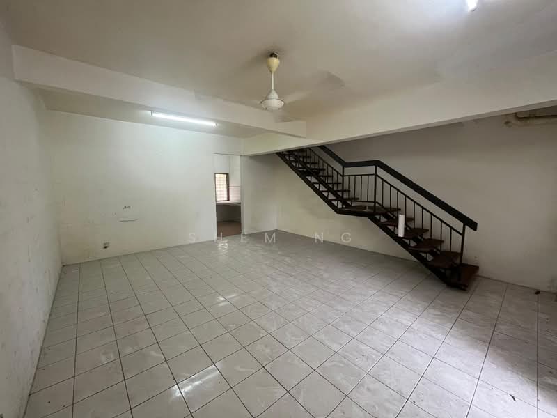 Rumah Teres 2 Tingkat untuk Dijual di Bandar Putra Permai (Seri Kembangan) - Shem Ng - Interior - PropertyGuru.com.my