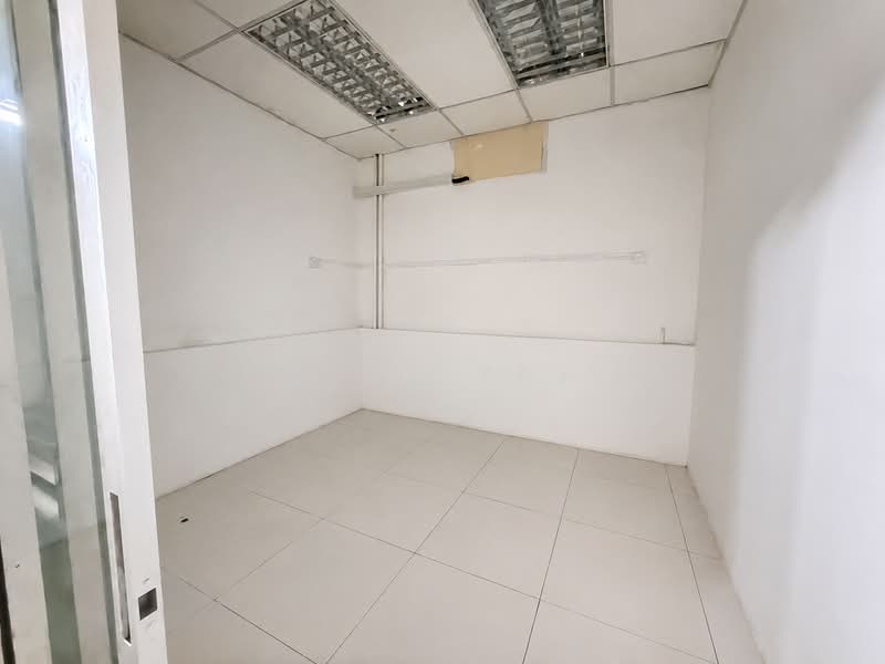 Shop / Office untuk Disewa di Taman Daya (Johor Bahru) - Jesy Tey - Interior - PropertyGuru.com.my