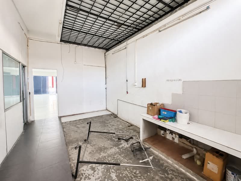 Shop / Office untuk Disewa di Taman Daya (Johor Bahru) - Jesy Tey - Interior - PropertyGuru.com.my