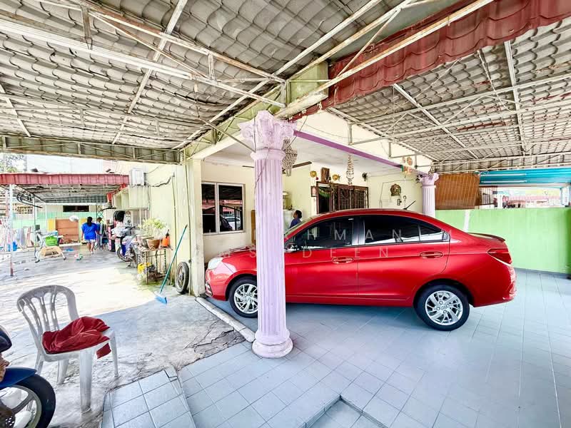 Rumah Teres 1 Tingkat untuk Dijual di Petaling Jaya (Selangor) - Abdul Rahman M Samsudeen - Exterior - PropertyGuru.com.my