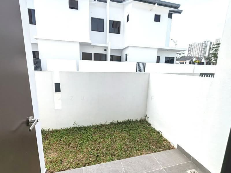2-storey Terraced House for Sale in Sepang (Selangor) - Zul Hasif - PropertyGuru.com.my