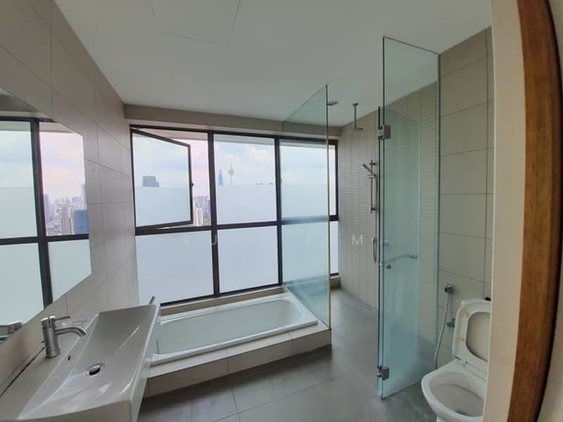 Servis Apartment untuk Dijual di Setia SKY Residences - Ruby Lim - Bathroom - PropertyGuru.com.my