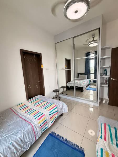 Service Residence for Sale at D'Secret Garden (Pangsapuri Kempas Indah) - Daniel Yong - Bedroom - PropertyGuru.com.my