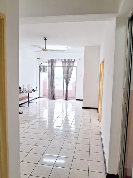 Apartment for Sale at Pangsapuri Jati 2 - KC Ng - Corridor - PropertyGuru.com.my