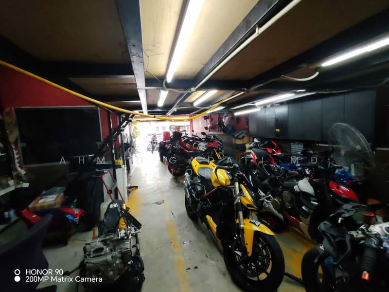Kedai untuk Disewa di Ampang (Selangor) - Ahmad Gadafi Md Nor - Interior - PropertyGuru.com.my
