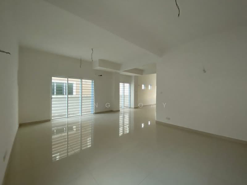 Semi-Detached House for Sale in Minden Heights (Gelugor) - Ping Koay - Living Room - PropertyGuru.com.my