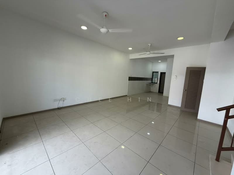 Terraced House for Sale in Kuala Selangor (Selangor) - Chee Hin - Living Room - PropertyGuru.com.my