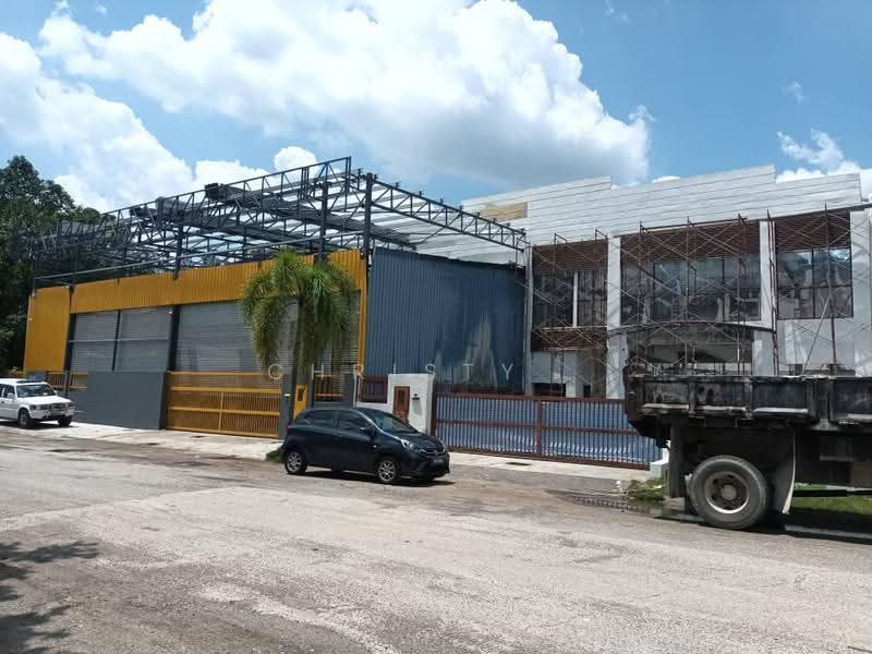Kilang Berkembar untuk Disewa di Kawasan Perindustrian Budiman (Cheras) - Christy Chan - Exterior - PropertyGuru.com.my