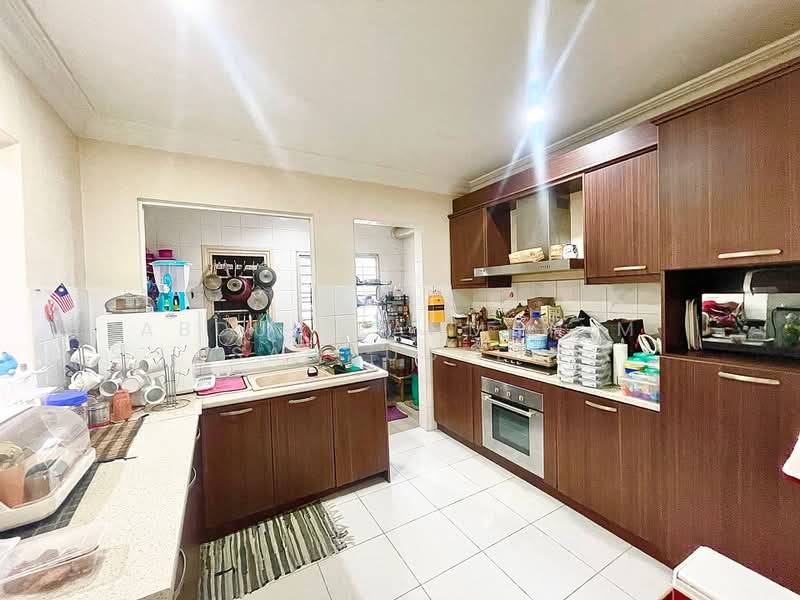 Rumah Teres 2 Tingkat untuk Dijual di Perdana Lakeview East (Cyberjaya) - Abdul Rahman M Samsudeen - Kitchen - PropertyGuru.com.my