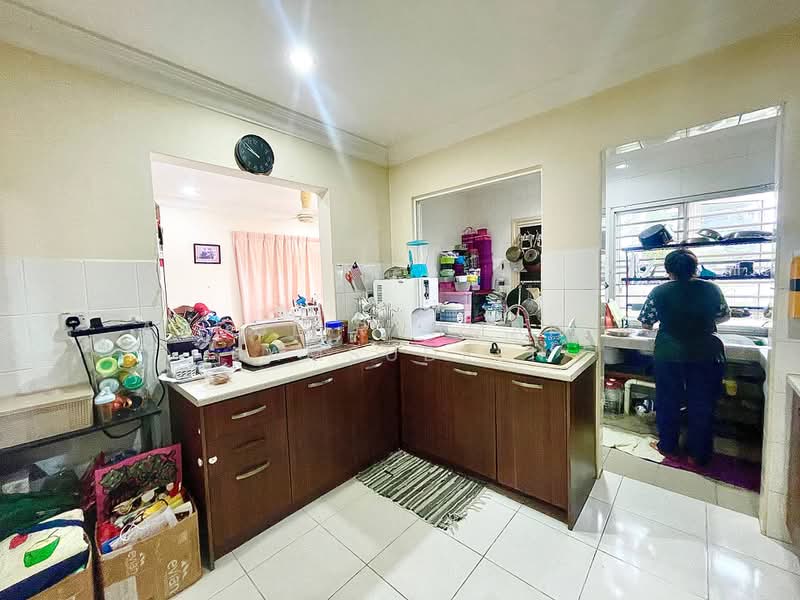 Rumah Teres 2 Tingkat untuk Dijual di Perdana Lakeview East (Cyberjaya) - Abdul Rahman M Samsudeen - Kitchen - PropertyGuru.com.my