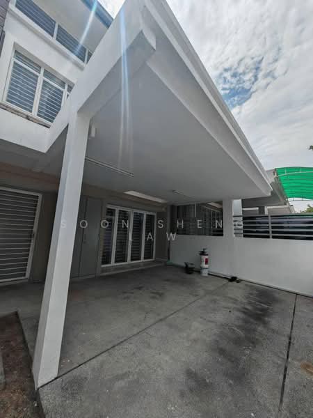 2-storey Terraced House for Sale in TTDI Grove (Kajang) - Soon Sheng Law - Exterior - PropertyGuru.com.my
