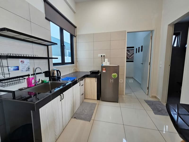 Servis Apartment untuk Disewa di Ong Kim Wee Residence - Joanne How - Kitchen - PropertyGuru.com.my