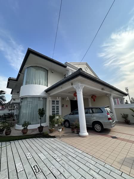 Rumah Berkembar untuk Dijual di Taman Suria (Johor Bahru) - Kamar . - PropertyGuru.com.my