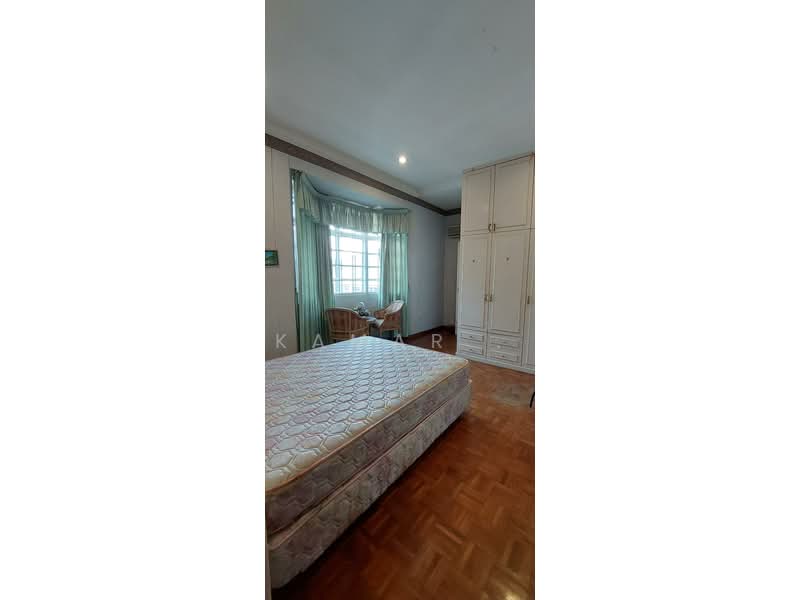 Rumah Berkembar untuk Dijual di Taman Suria (Johor Bahru) - Kamar . - PropertyGuru.com.my