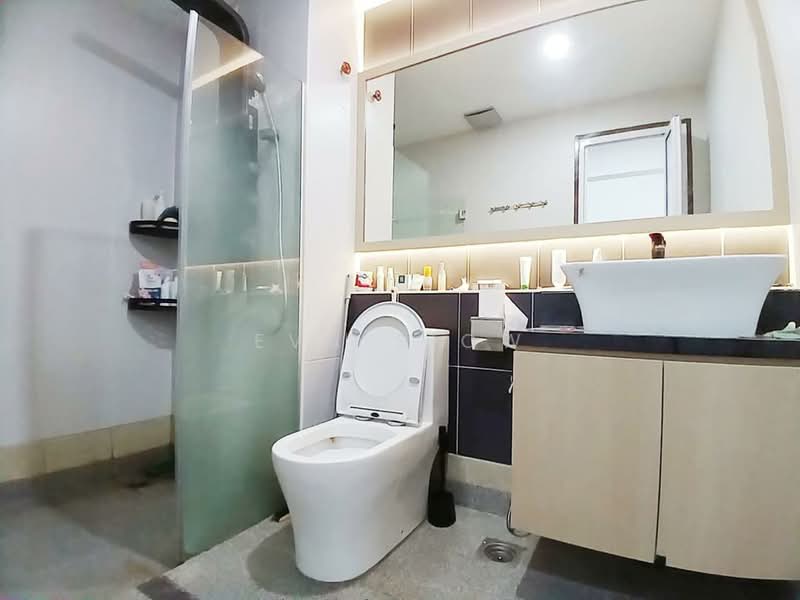 Service Residence for Sale at The Garden Residences - Eva Siow - Bathroom - PropertyGuru.com.my