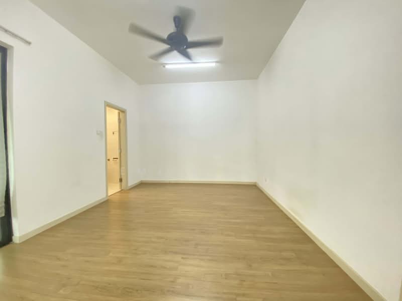 Townhouse for Sale in Shah Alam (Selangor) - Emily Kho - Living Room - PropertyGuru.com.my
