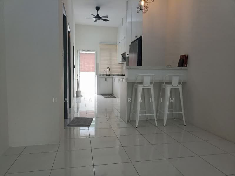 1-storey Terraced House for Rent in Cybersouth (Dengkil) - Hawa Ibrahim - Kitchen - PropertyGuru.com.my