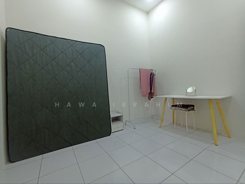 1-storey Terraced House for Rent in Cybersouth (Dengkil) - Hawa Ibrahim - Bedroom - PropertyGuru.com.my