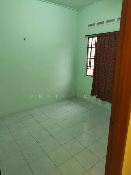 2-storey Terraced House for Sale in Taman Scientex Pasir Gudang (Pasir Gudang) - Annie Low - Interior - PropertyGuru.com.my