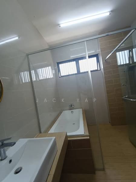 Semi-Detached House for Sale in Eco Sanctuary (Telok Panglima Garang) - Jack Yap - Bathroom - PropertyGuru.com.my