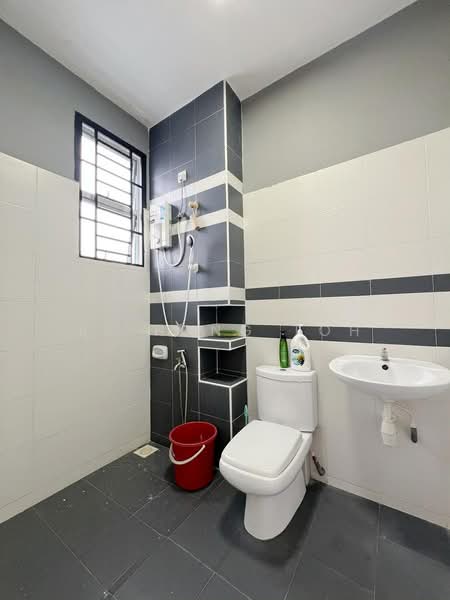 Rumah Teres 2 Tingkat untuk Dijual di Bukit Indah (Iskandar Puteri (Nusajaya)) - Ee Fong Toh - Bathroom - PropertyGuru.com.my