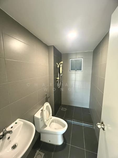 Condominium for Rent at Spring Avenue (Kuchai Damai) - Charmaine Wong - Bathroom - PropertyGuru.com.my