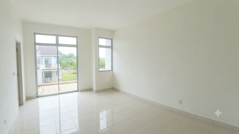 2-storey Terraced House for Rent in Pasir Gudang (Johor) - Julia Wong - Balcony - PropertyGuru.com.my