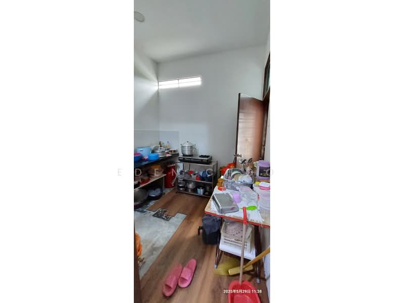 Rumah Teres untuk Dijual di Ayer Baloi (Johor) - Eden Choo - Kitchen - PropertyGuru.com.my
