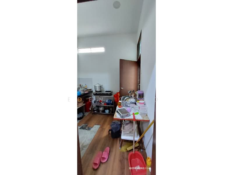 Rumah Teres untuk Dijual di Ayer Baloi (Johor) - Eden Choo - Kitchen - PropertyGuru.com.my