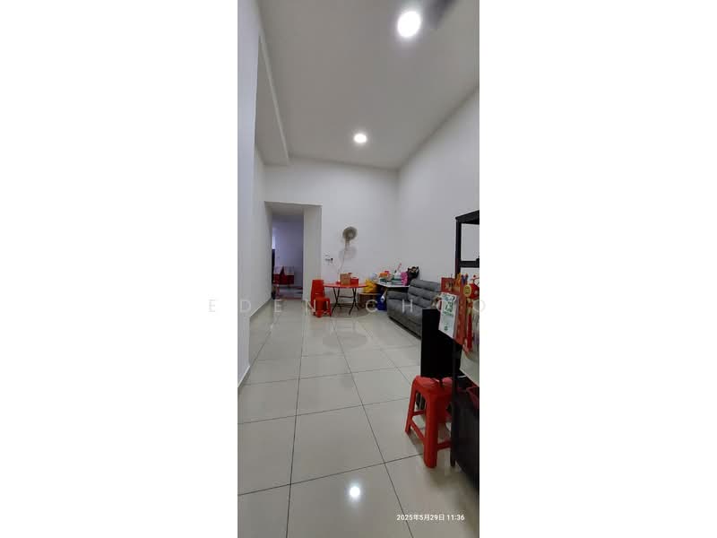 Rumah Teres untuk Dijual di Ayer Baloi (Johor) - Eden Choo - Living Room - PropertyGuru.com.my