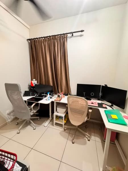 Servis Apartment untuk Dijual di D'Summit Residences - Ee Fong Toh - Study - PropertyGuru.com.my