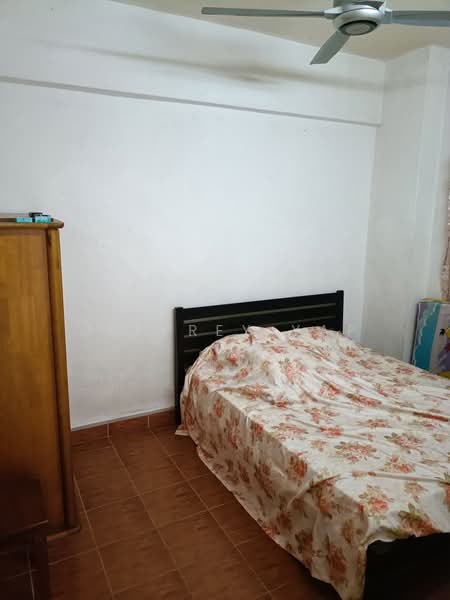 Pangsapuri untuk Dijual di Prima Tiara 1 - Jeffrey Yap - Bedroom - PropertyGuru.com.my