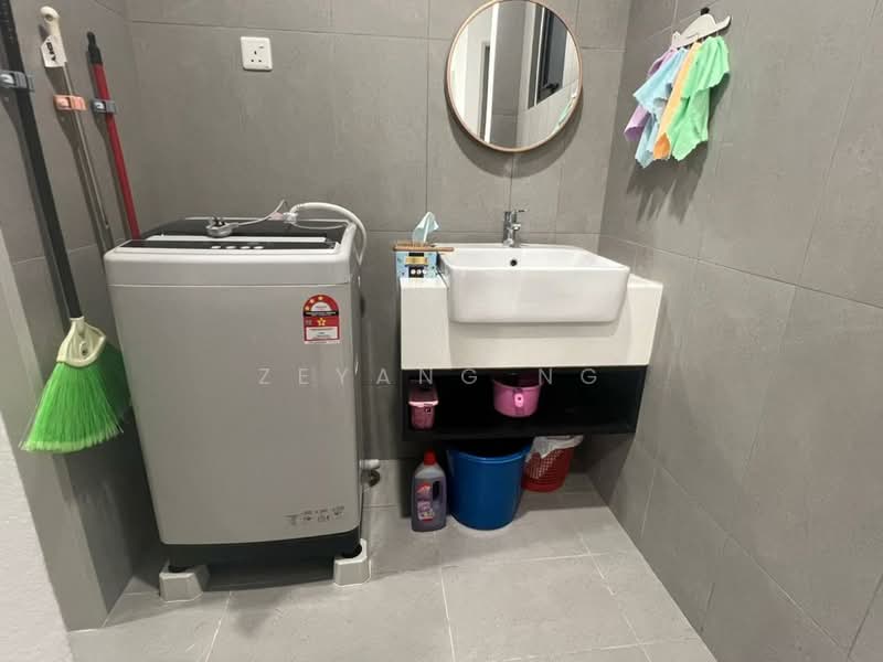 Service Residence for Rent at YOLO Signature Suites - Zeyang Ng - Bathroom - PropertyGuru.com.my