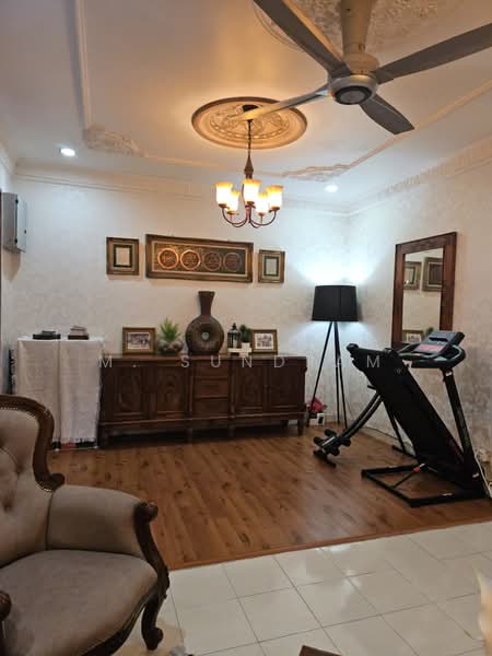 2-storey Terraced House for Sale in Bandar Parklands (Klang) - M. Sundram - Living Room - PropertyGuru.com.my
