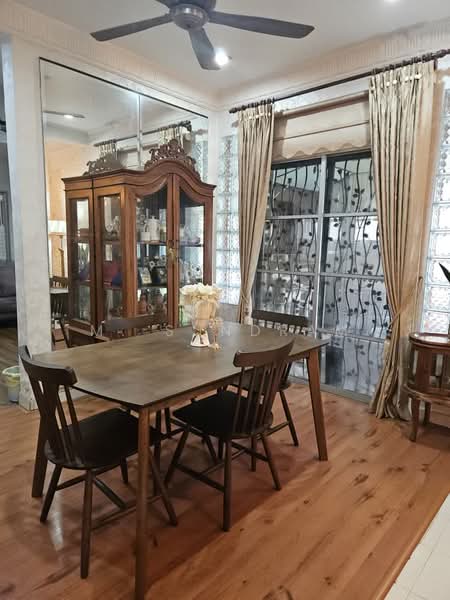 2-storey Terraced House for Sale in Bandar Parklands (Klang) - M. Sundram - Dining Room - PropertyGuru.com.my
