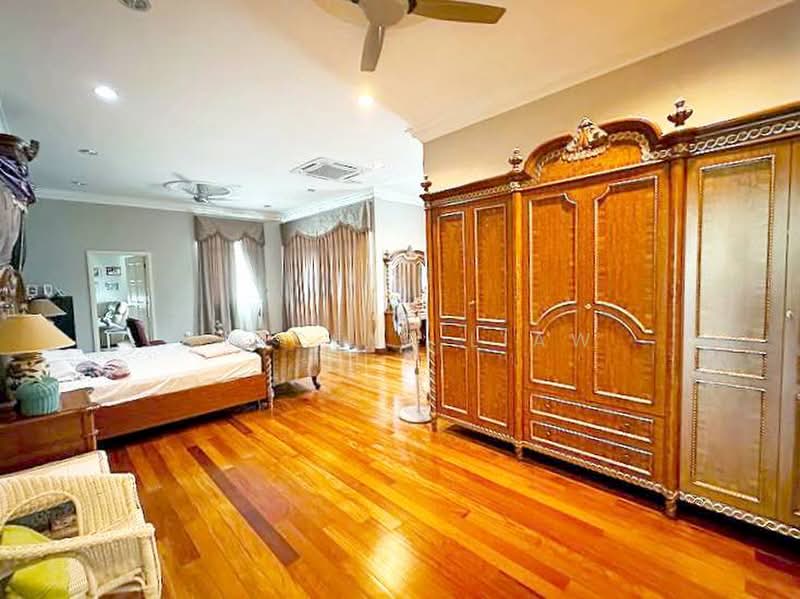 Bungalow House untuk Dijual di Pju 3 (Petaling Jaya) - Vincent Liaw - Master Bedroom - PropertyGuru.com.my