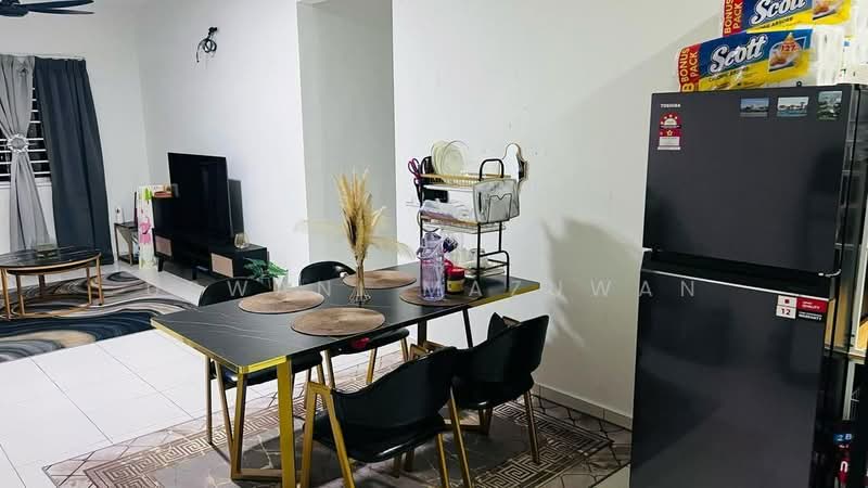 Pangsapuri untuk Disewa di Karisma @ Eco Majestic - Uswani Mazuwan - Living Room - PropertyGuru.com.my