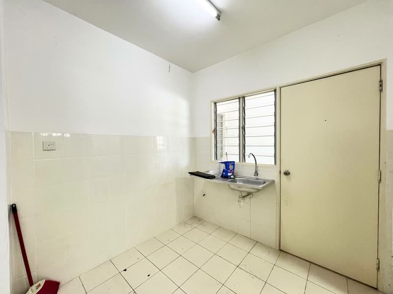 Flat for Sale at Pangsapuri Sentosa - Hairi Halim - PropertyGuru.com.my