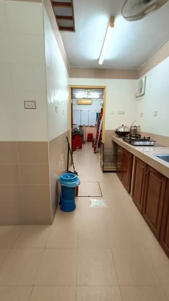 Semi-Detached House for Sale in Taman Layang Layang (Seremban) - Eddy Hong - Kitchen - PropertyGuru.com.my