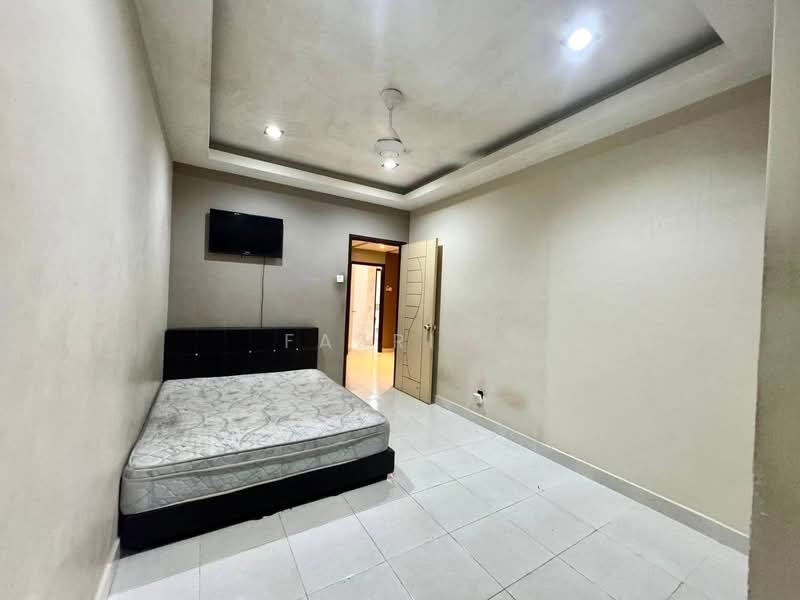 Rumah Teres 3-Tingkat untuk Dijual di Kajang (Selangor) - Fazri . - PropertyGuru.com.my