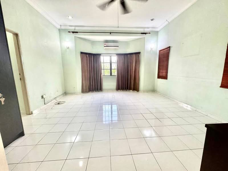 Rumah Berkembar untuk Dijual di Country Heights (Kajang) - Fazri . - PropertyGuru.com.my
