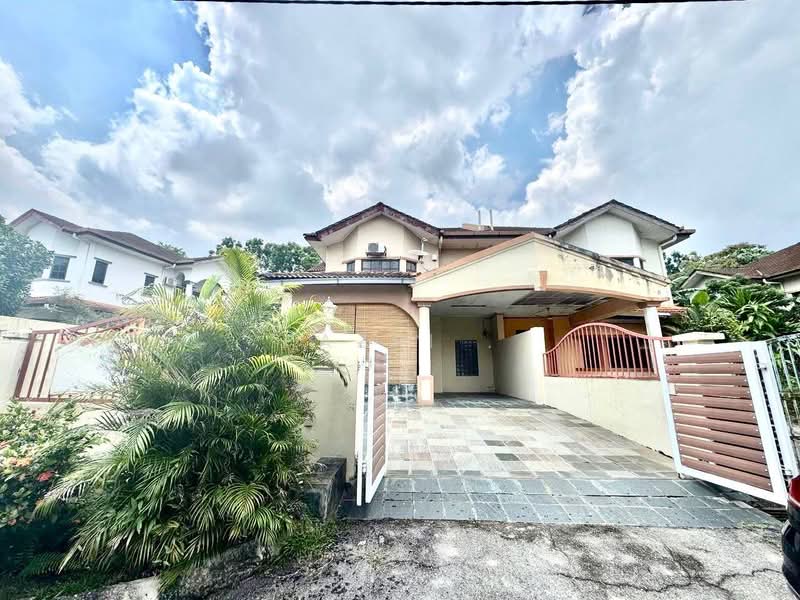Rumah Berkembar untuk Dijual di Country Heights (Kajang) - Fazri . - PropertyGuru.com.my