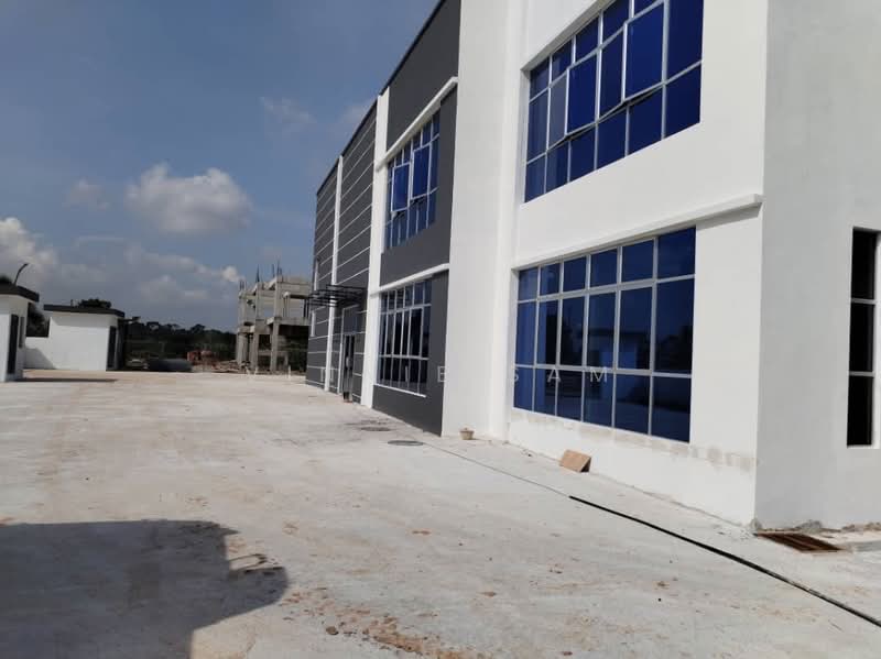 Factory for Sale in Taman Perindustrian Ulu Choh (Pekan Nanas) - Vinnie Sam - PropertyGuru.com.my