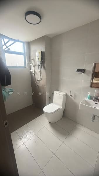 Rumah Teres 2 Tingkat untuk Dijual di Diamond City (Semenyih) - Bryan Cho - Bathroom - PropertyGuru.com.my