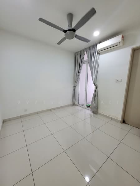 Rumah Teres 3 Tingkat untuk Dijual di Taman Subang Mas (Subang Jaya) - Syafiq Razali - PropertyGuru.com.my