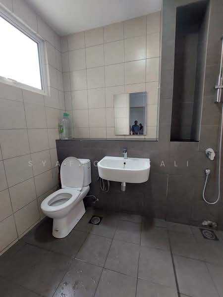Rumah Teres 3 Tingkat untuk Dijual di Taman Subang Mas (Subang Jaya) - Syafiq Razali - PropertyGuru.com.my